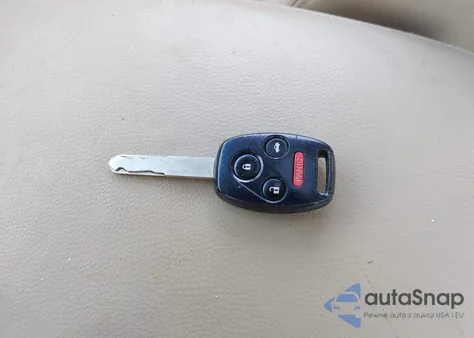 2011 Honda Accord 3.5 Ex-L from USA, damaged, VIN 1HGCP3F88BA013195